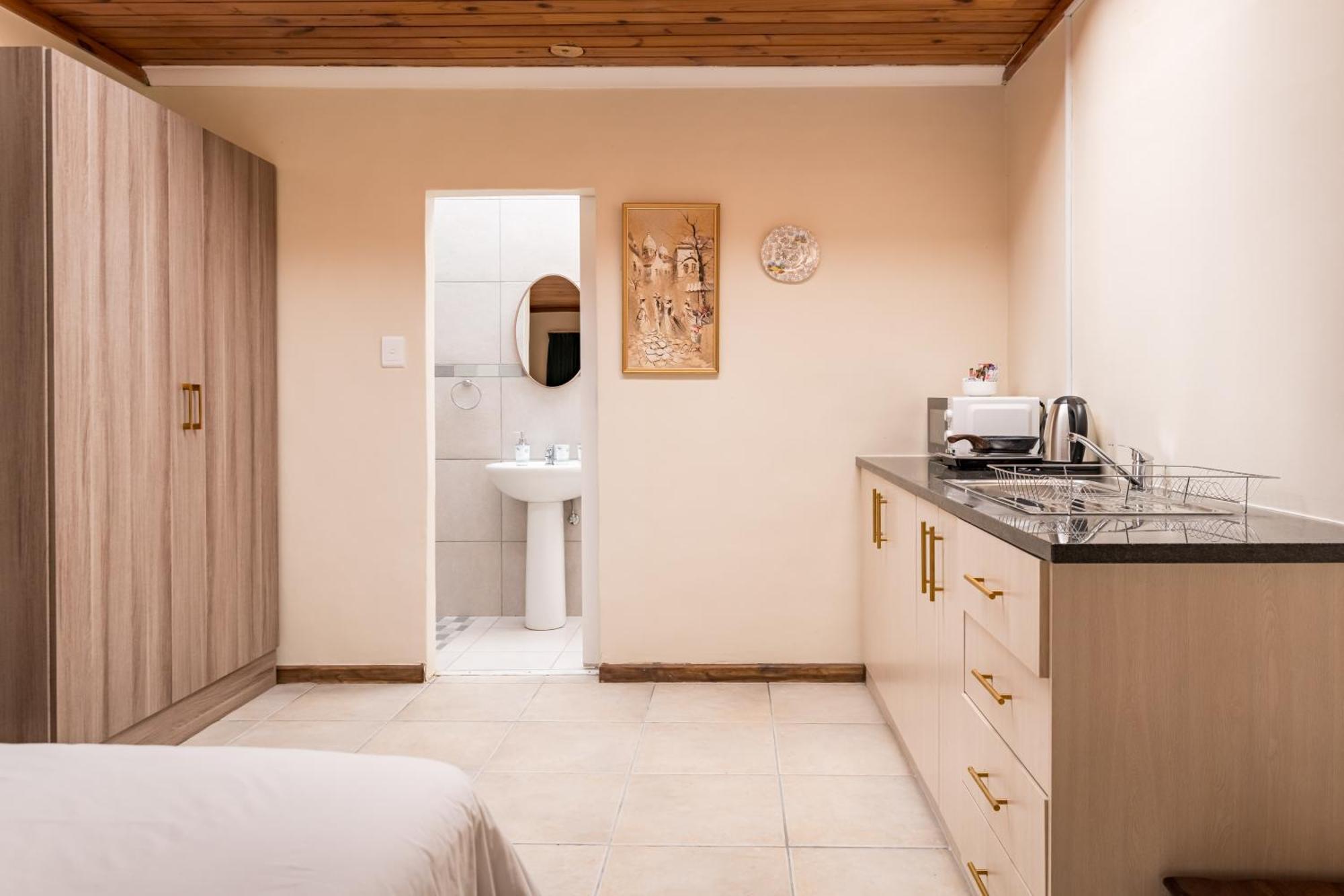 Dolliwarie Guesthouse Parow Bagian luar foto